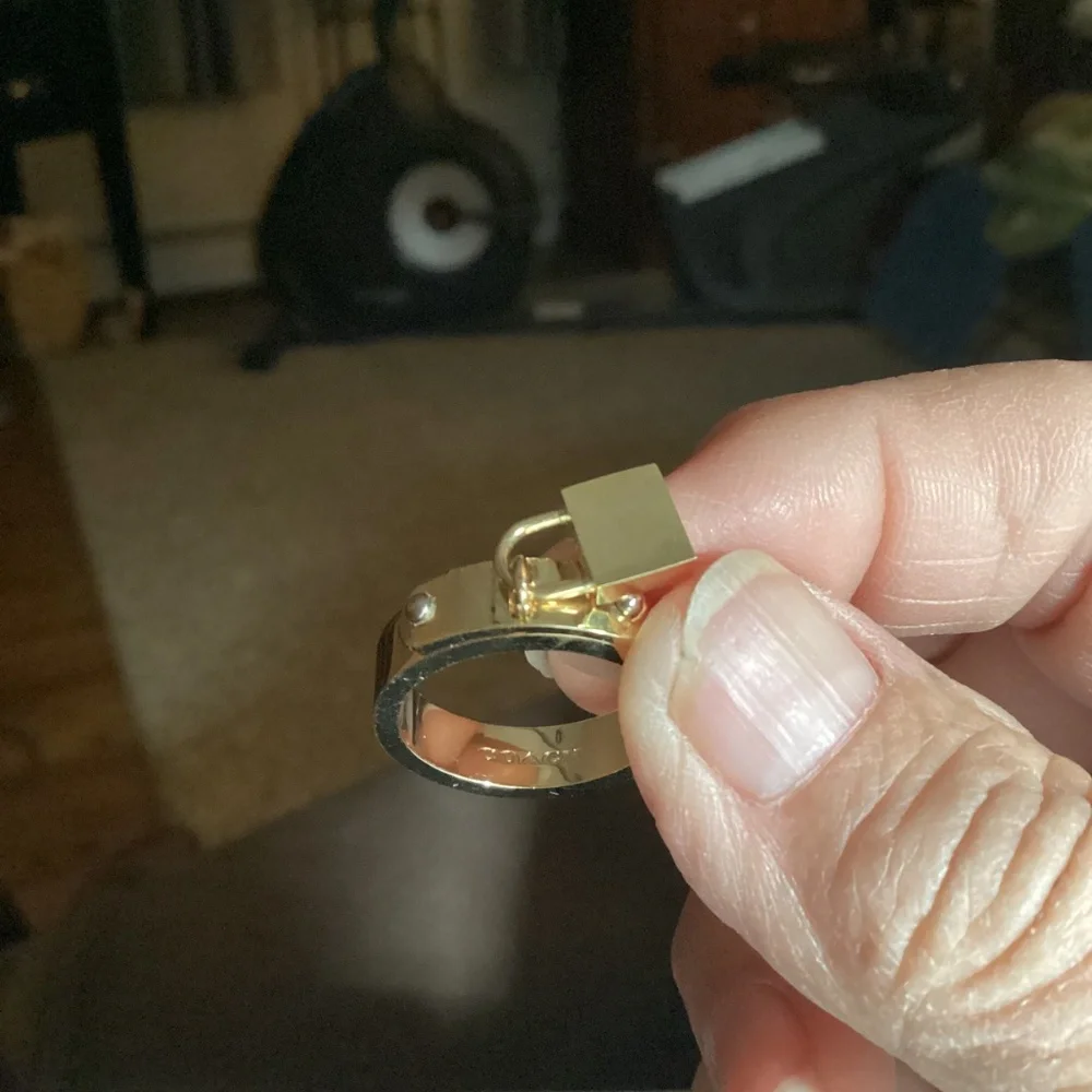 COACH RING - Picture 4 of 4